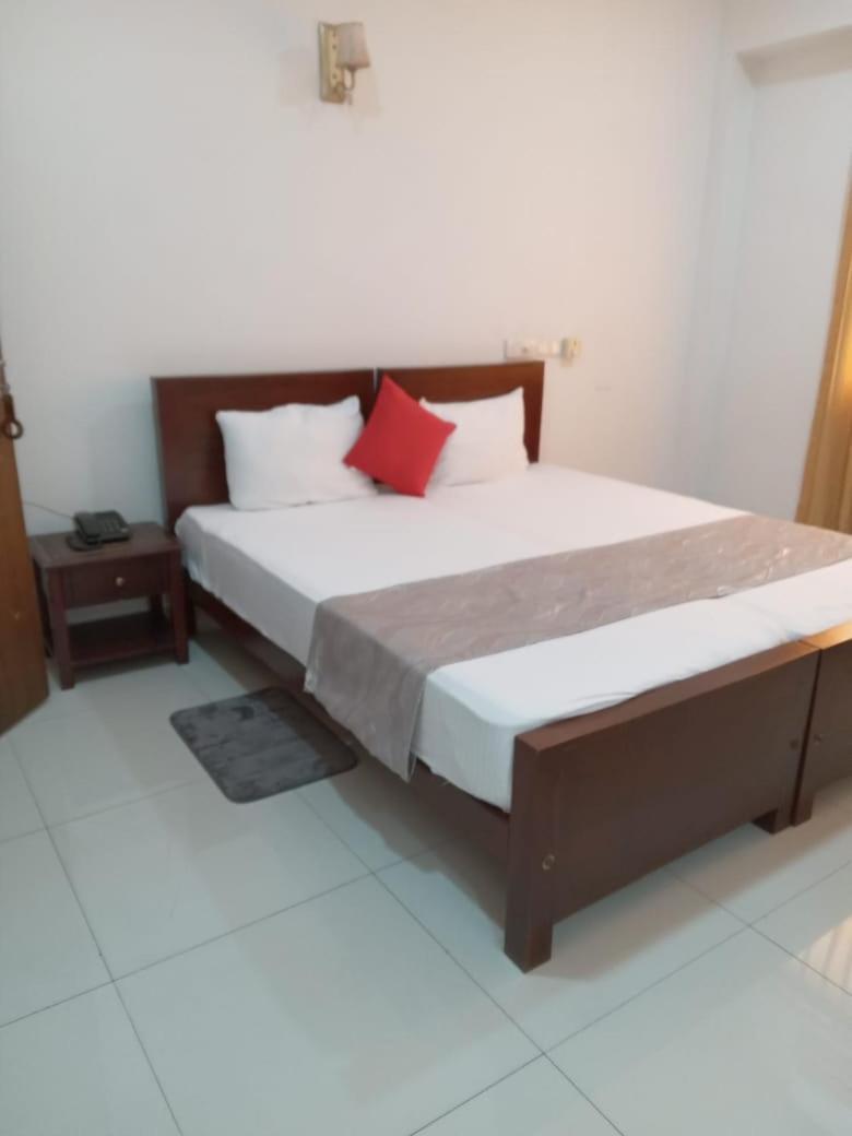 Heritage Eco Resort Kelaniya Buitenkant foto