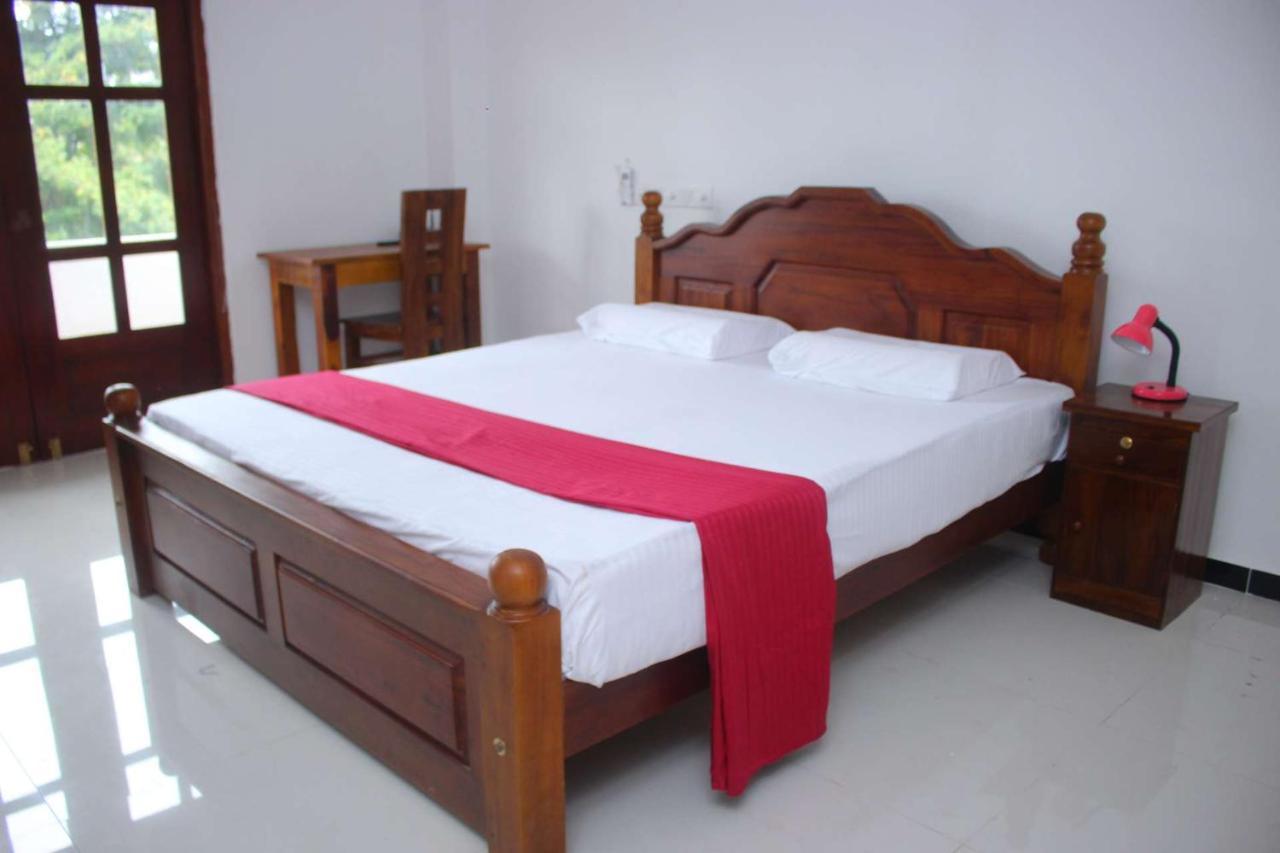 Heritage Eco Resort Kelaniya Buitenkant foto