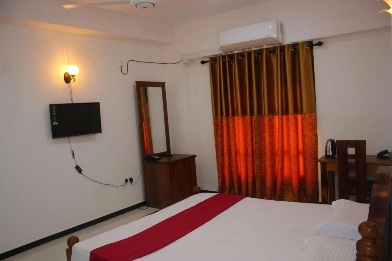 Heritage Eco Resort Kelaniya Buitenkant foto