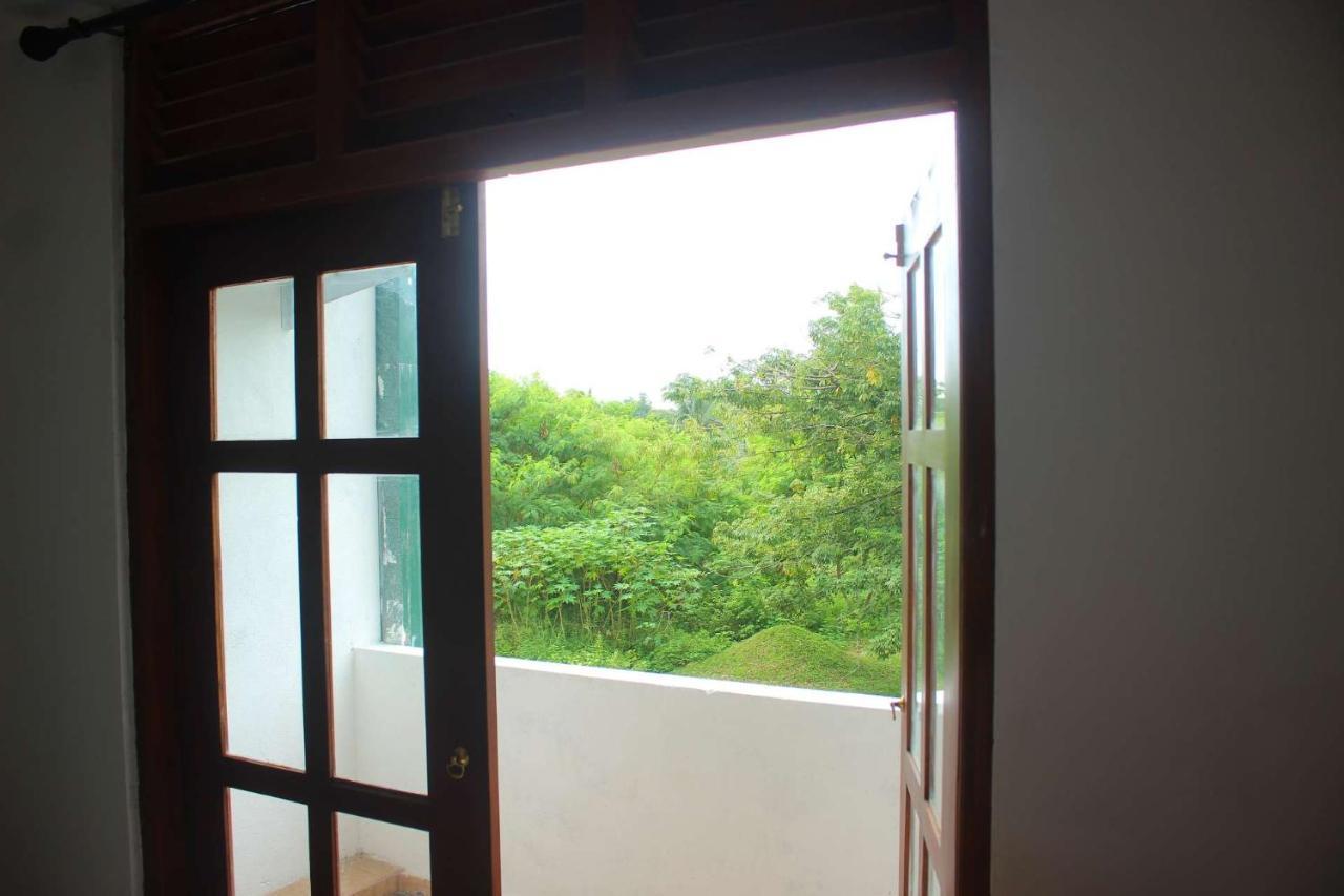 Heritage Eco Resort Kelaniya Buitenkant foto