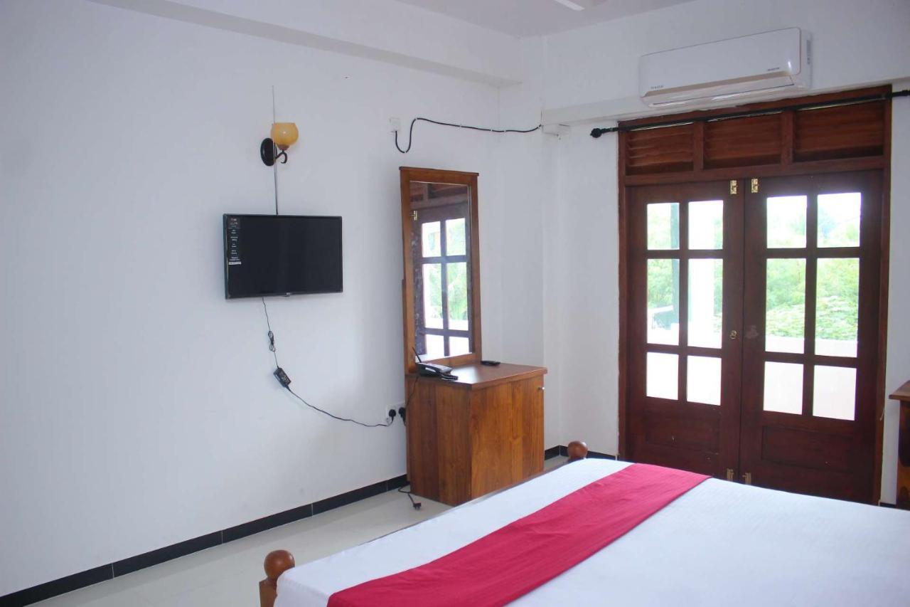 Heritage Eco Resort Kelaniya Buitenkant foto