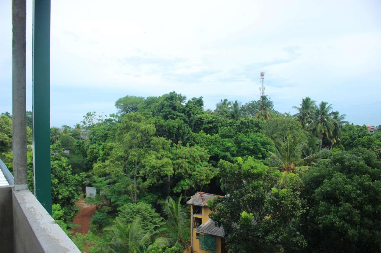 Heritage Eco Resort Kelaniya Buitenkant foto