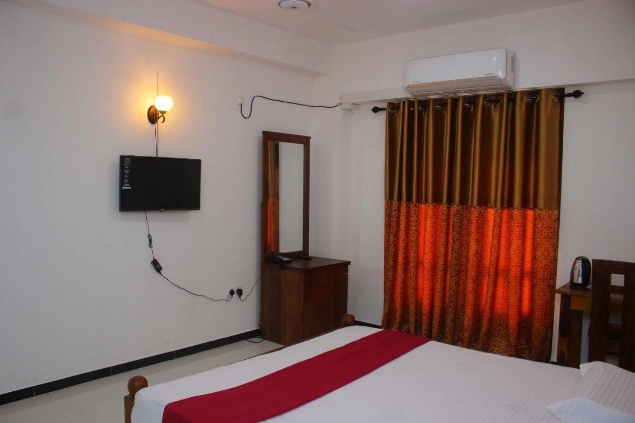 Heritage Eco Resort Kelaniya Buitenkant foto