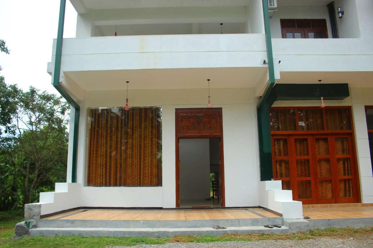 Heritage Eco Resort Kelaniya Buitenkant foto